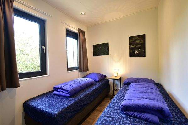 hauptschlafzimmer-kaufen-dunkle-schranke-moderne-v