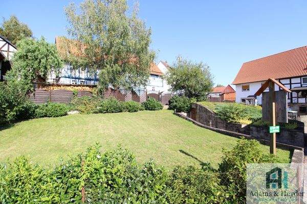 Gartengrundstück mit Gewölbekeller