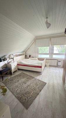 gr. Schlafzimmer en Suite Bad