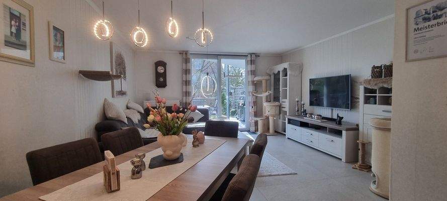 Wohn- und Essbereich