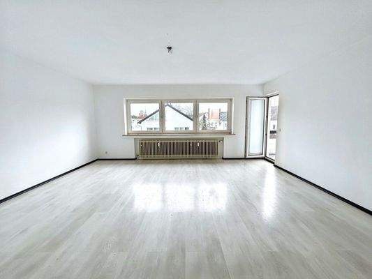 Großzügiges Wohn-/Esszimmer