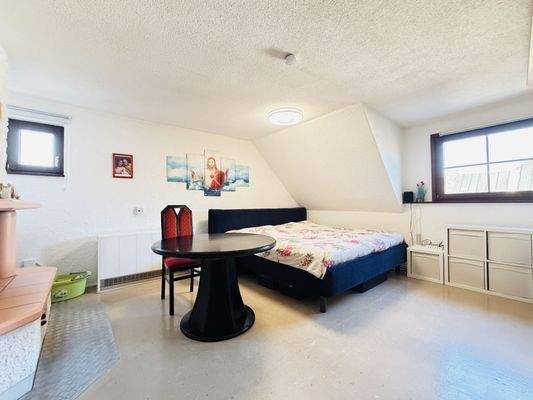 Einheit Dachgeschoss Schlafzimmer