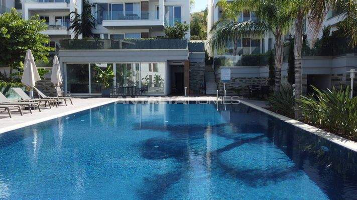 Apartments in a Complex with a Private Bay in Bodrum Kucukbuk