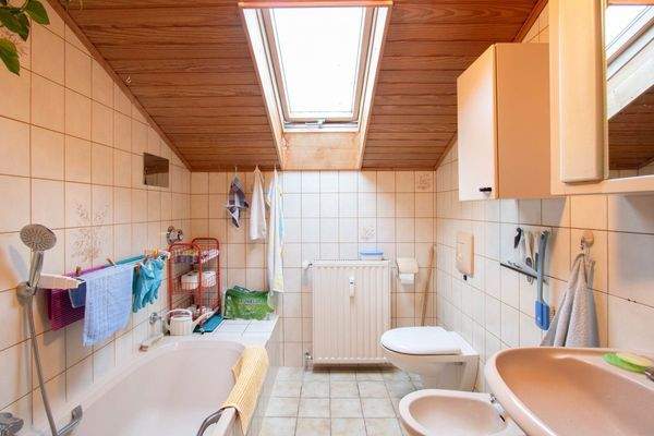 Badezimmer 1. Obergeschoss Ansicht 1