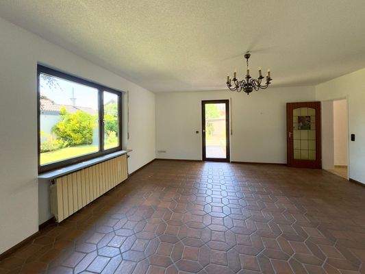 Erdgeschoss - Wohn- und Essbereich