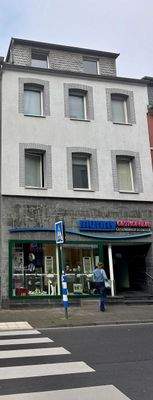 Geschäftsfassade mit Schaufenster