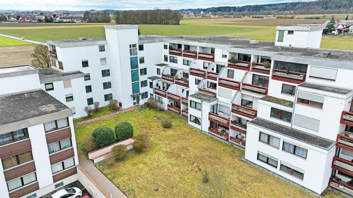 Kleine Wohnanlage im Grünen