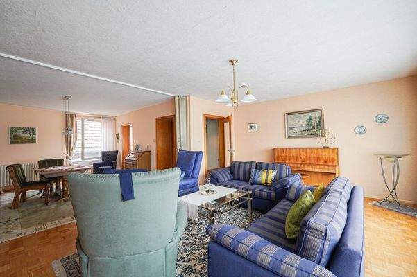 OG - Wohn- und Esszimmer