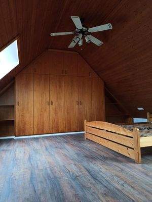 Schlafzimmer mit Einbauschrank