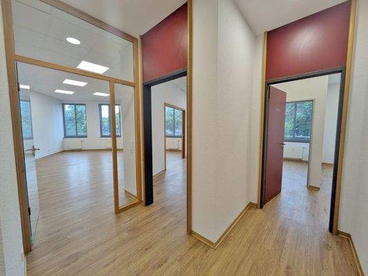 Blick zu den hinteren Räumen