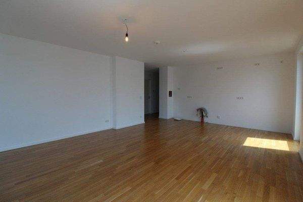 Wohnzimmer-Blick Küchenbereich