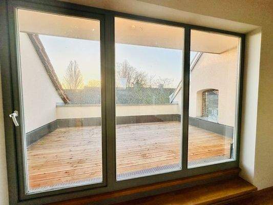 Blick zur Dachterrasse von Innen