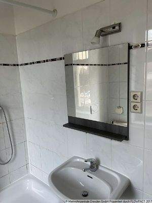 Bad - 2-Raumwohnung in Radebeul