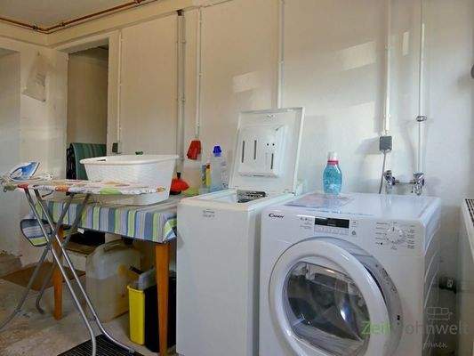 Waschmaschine und Trockner
