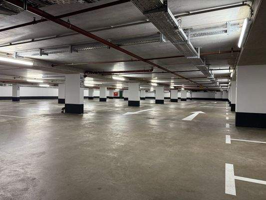 Tiefgaragenstellplätze