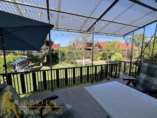 Überdachte Terrasse (W)