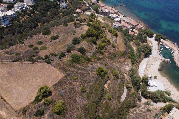 Kreta, Chania: Außergewöhnliches Grundstück mit Blick auf die Stadt und das Meer im Stadtteil Halepa zu verkaufen