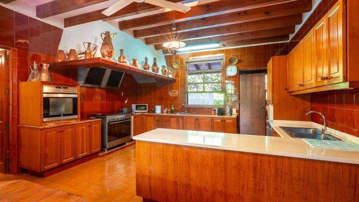 Pollensa Mallorca Finca zu verkaufen Küche BHHS-BAL-1025
