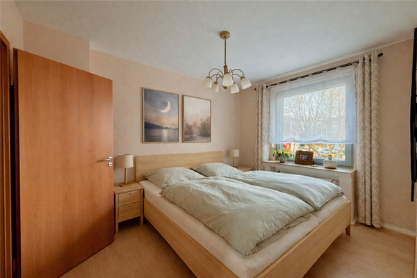 Elternschlafzimmer OG / mit Ankleidezimmer