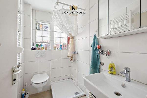 Gepflegtes Tageslichtbad