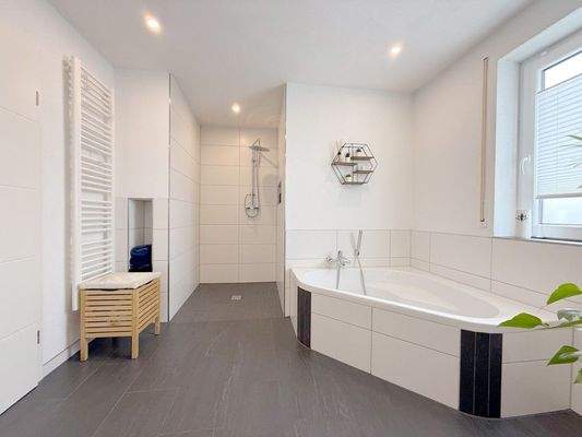 Badezimmer Erdgeschoss