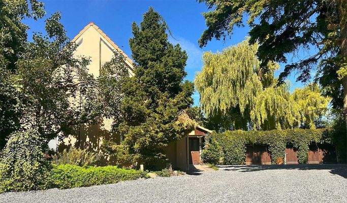 01 makellos EFH Schorrentin.JPG