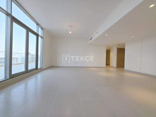 Luxury Ready-to-Move Parkside Apartment in Dubai Hills Estate