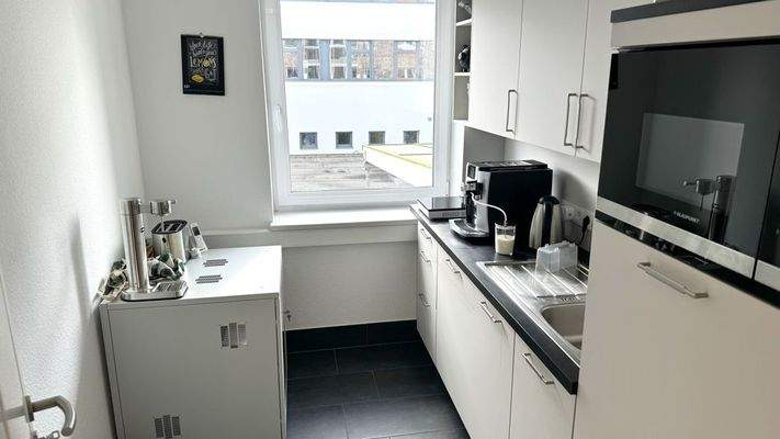 neuwertige Einbauküche