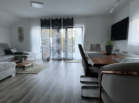 Wohnzimmer / Essbereich OG