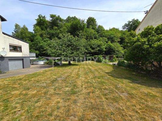 Frontbreite des Grundstücks ca. 14m