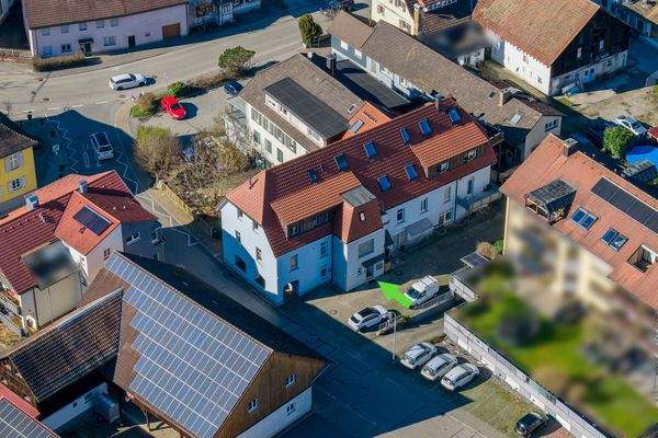 Objekt von oben (Eingang markiert)