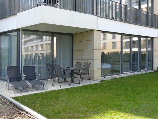 überdachte Terrasse