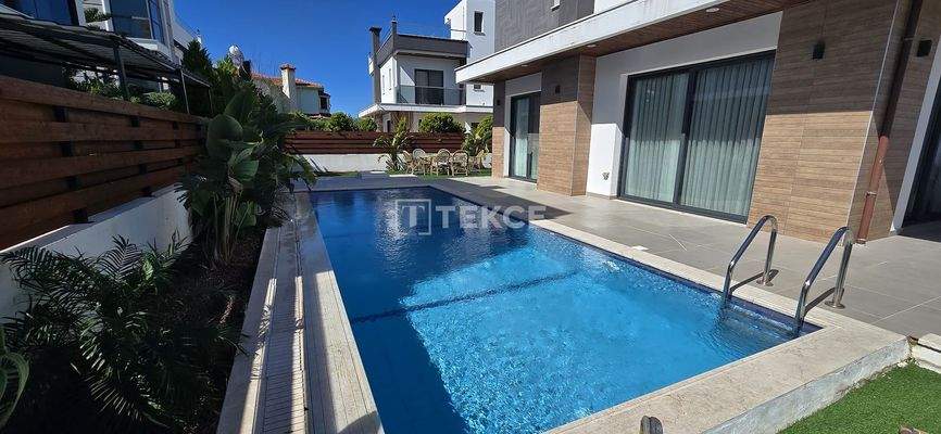 Detached Villa in a Complex Close to Beach and City Center in Girne