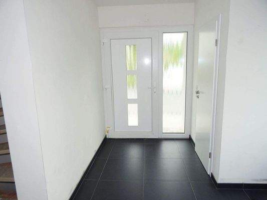 EG: Hauseingangstür