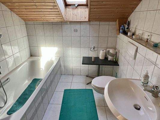Badezimmer DG-Wohnung Anbau