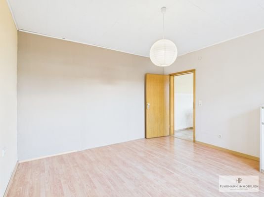 Arbeitszimmer im UG