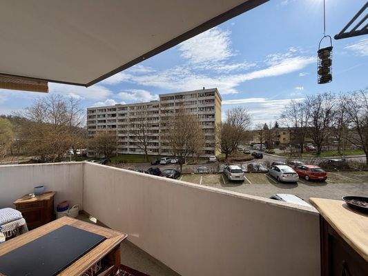3. Sonnige Loggia mit Ausblick und zusätzlichem Fr