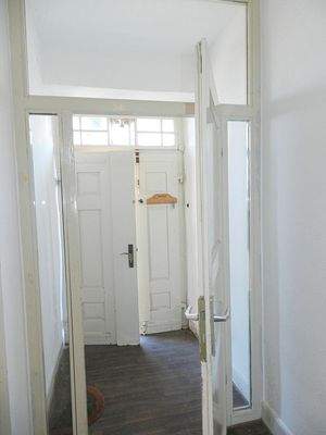 Haustür mit Windfang