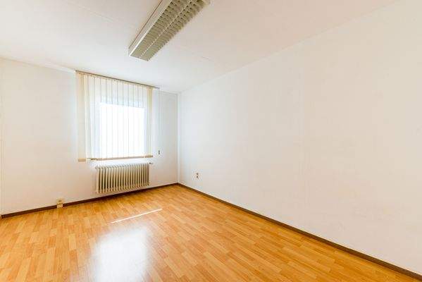 Zimmer 3, ... insgesamt sind es 8 Zimmer.