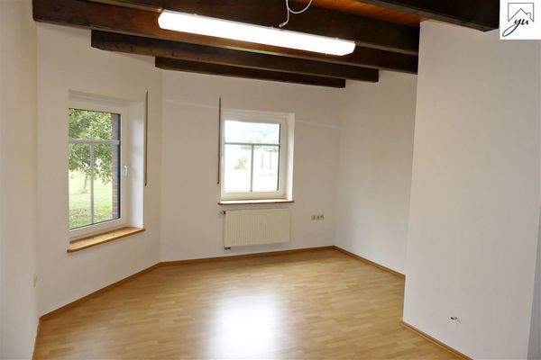 Zimmer im Erdgeschoss (vor Einzug der Mieter)