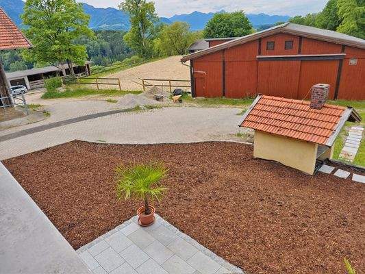 Ausblick vom OG nach Westen.jpg