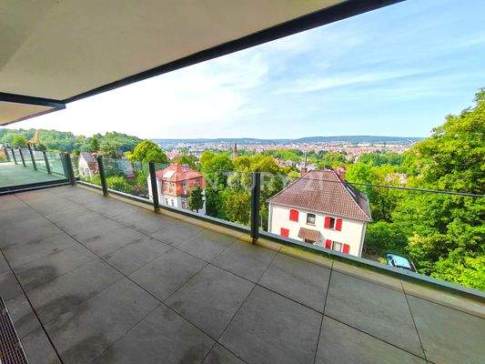 MEGA Ausblick von der riesigen Terrasse