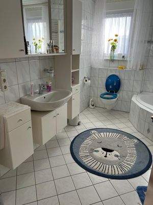 34e7d9a4-8ff0-4a30-8cb8-4b0001ffc21d