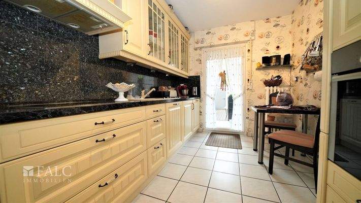 EG (rechts) - Küche