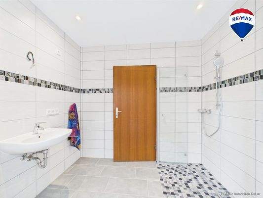 RE/MAX Immobilien DeLux Haus Merzig / Besseringen Bad EG