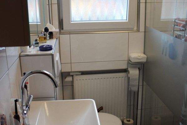 TAGESLICHT-BADEZIMMER