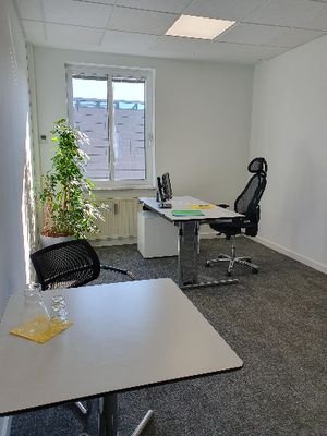 Büro 4