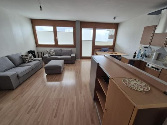 Wohnzimmer inkl. Küche