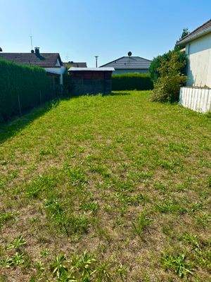 Großes Platzangebot rund um das Haus.jpg