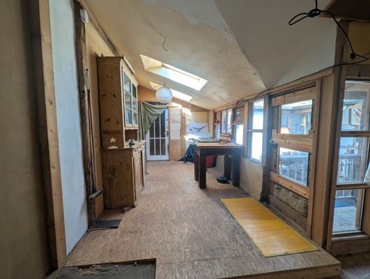 Küche Wohnung rechts